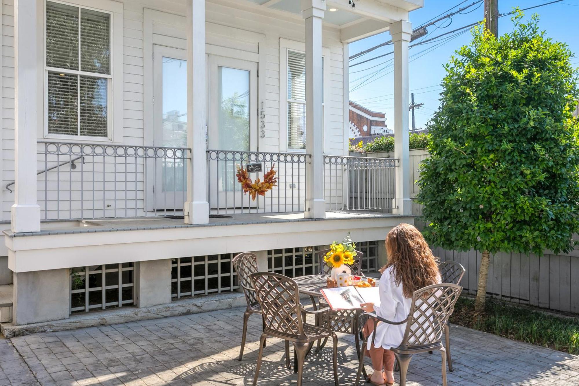 Amazing 3Br Cottage Off St Charles With Pool New Orleans  Kültér fotó
